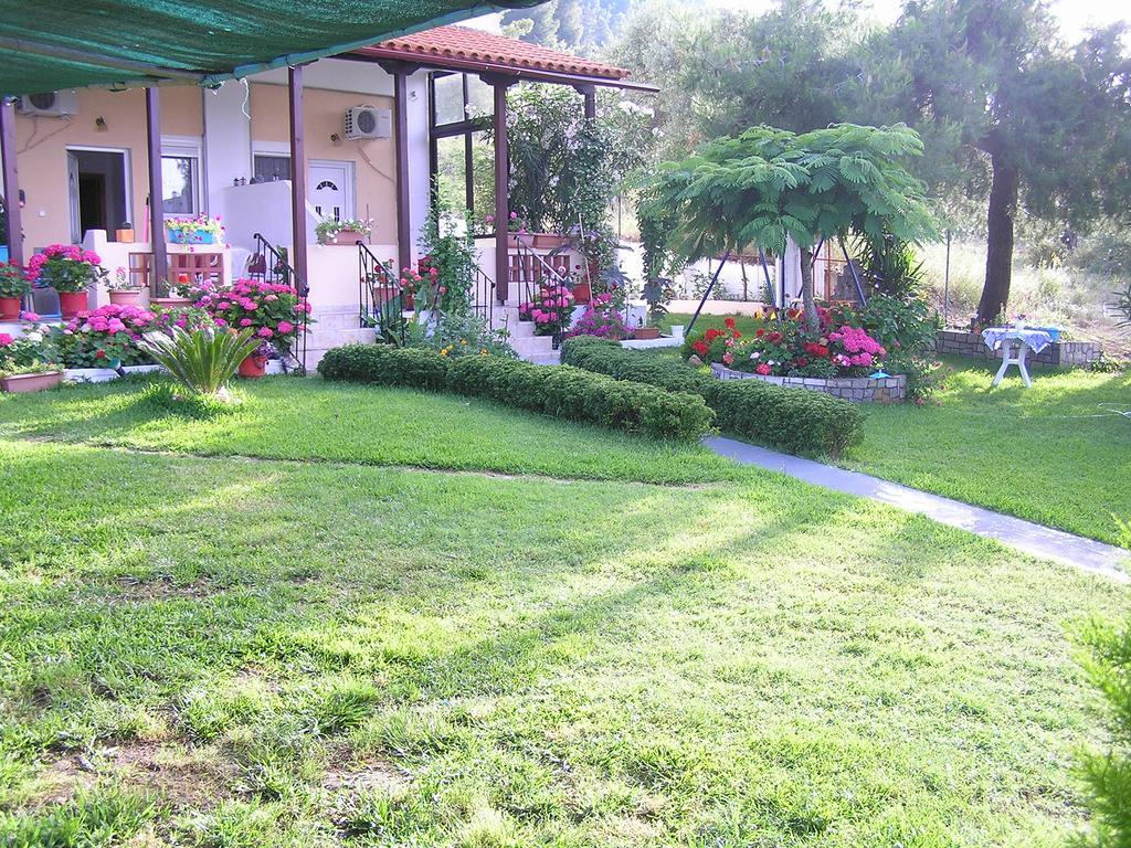 Villa Dallas Vourvourou Exteriör bild
