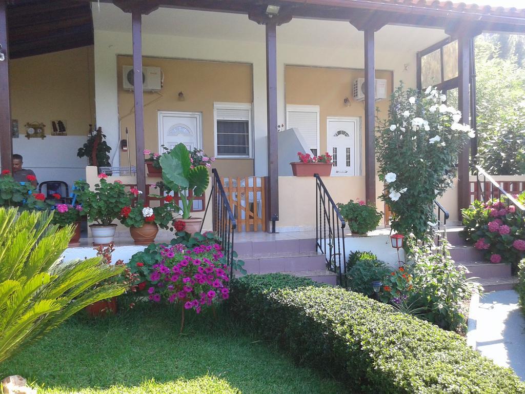 Villa Dallas Vourvourou Exteriör bild